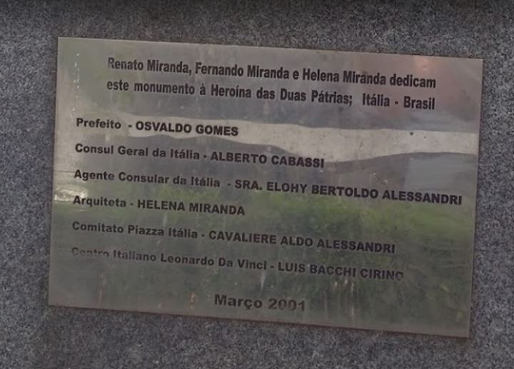 File:Monumento Anita Garibaldi placa 2 em 2016 Desc.jpg