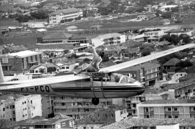 File:Victor De Carli, o acrobata Passo-fundense 03 Desc.jpg