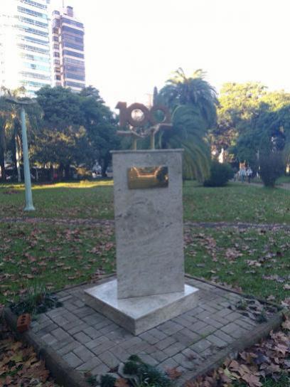 File:Monumento Vicentinos.jpg