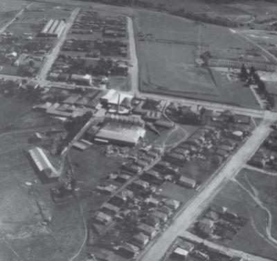 File:Z D Costi vista aérea em 1975 Desc.jpg