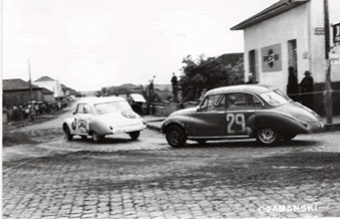 File:O DKW nº 76 de Julmar Biancini em 1966 Deoclides Czamanski.jpg