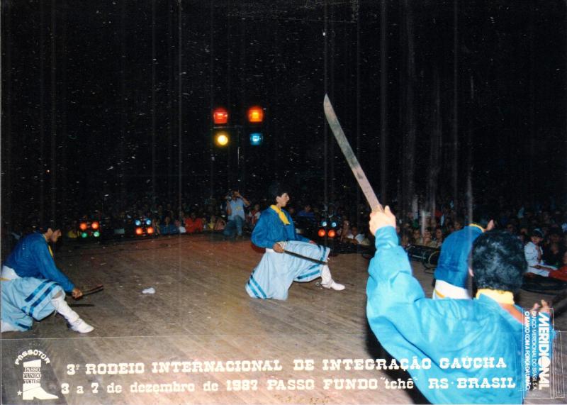 File:III Rodeio Internacional de Integração Gaúcha em 1987 04 Laurindo Ferrão.jpg