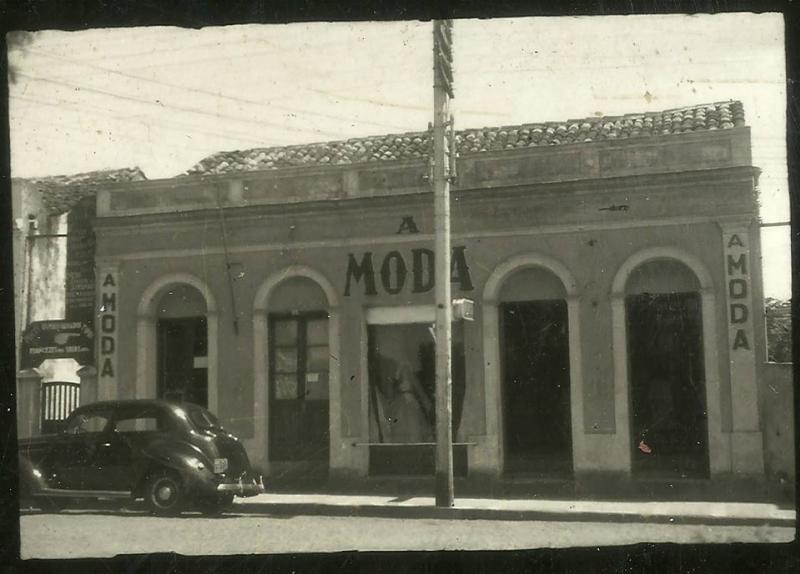 File:Casa A Moda em 1930 Desc.jpg