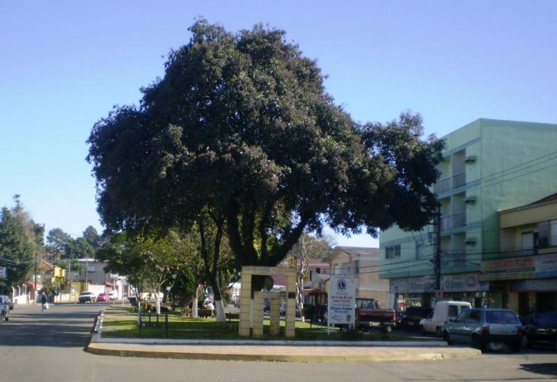 File:Largo Inocêncio Scortegagna em 2009 01 Desc.jpg