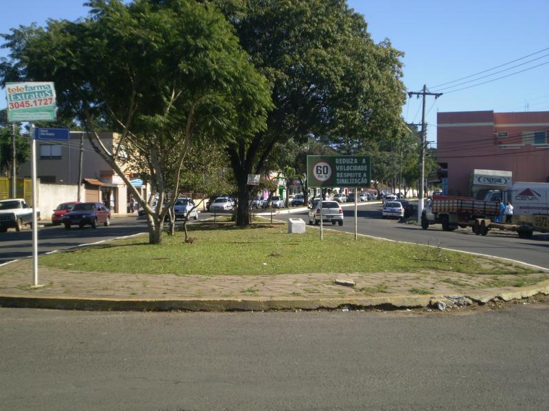 File:Largo Inocêncio Scortegagna em 2009 03 Desc.jpg