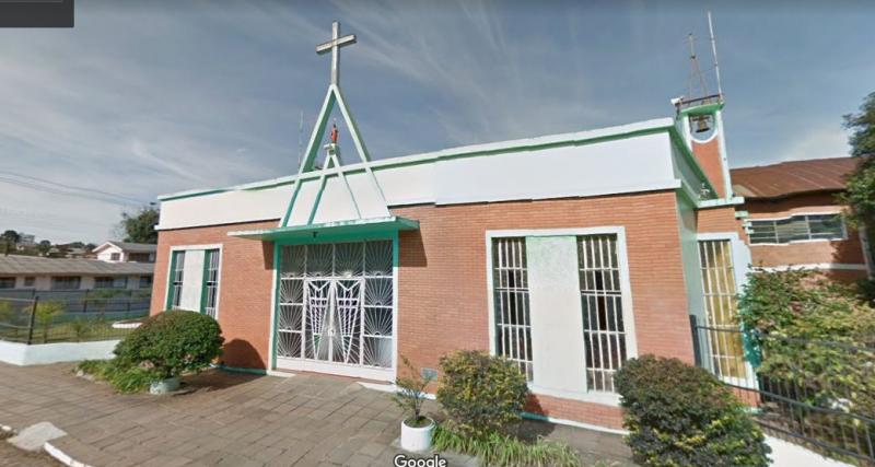 File:Igreja São Judas Tadeu em 2015 Desc.jpg