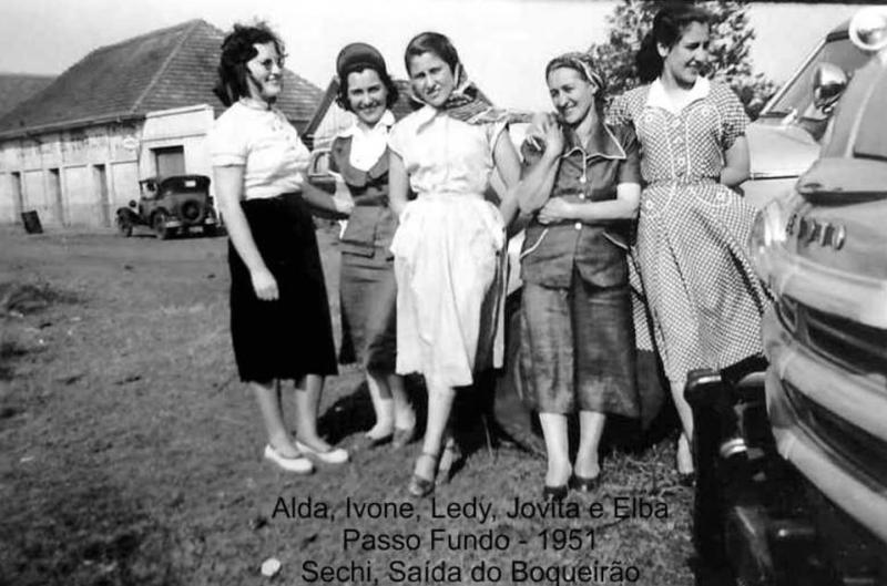 File:Família Vieira Rodrigues em 1951 Desc.jpg