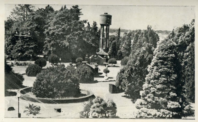 File:Caixa d Água da Praça Marechal Floriano.jpg