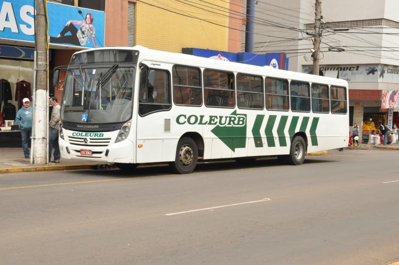 File:Ônibus da Coleurb prefixo 3008 em 2010 Roberto Biluczyk.jpg