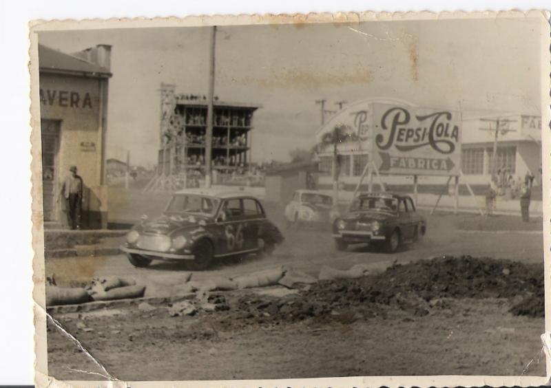 File:DKW nº 64 de Rui Menegaz em 1964 Deoclides Czamanski.jpg