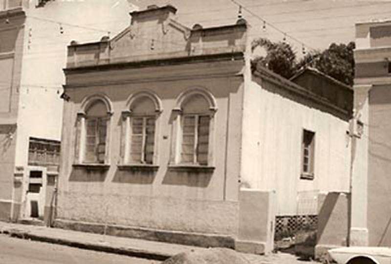 File:Sinagoga Abrahão Melnick - 1979.jpg