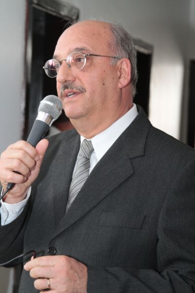 File:Airton Lângaro Dipp.jpg