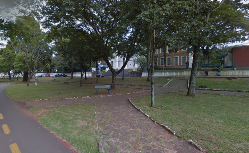 File:Praça Mr. Schisler.png