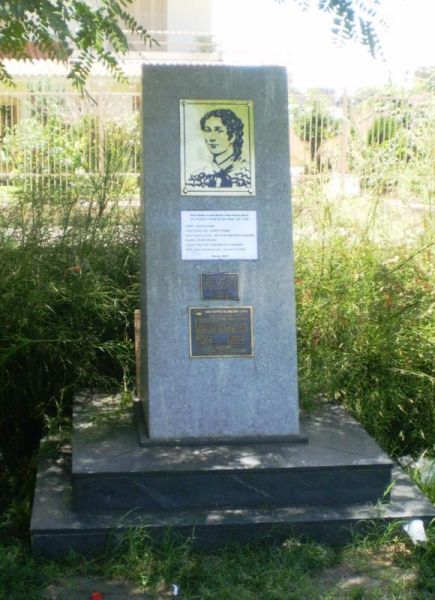 File:Monumento Anita Garibaldi.jpg