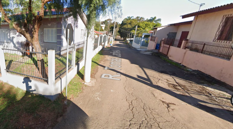File:Rua Tomás Canfield.png